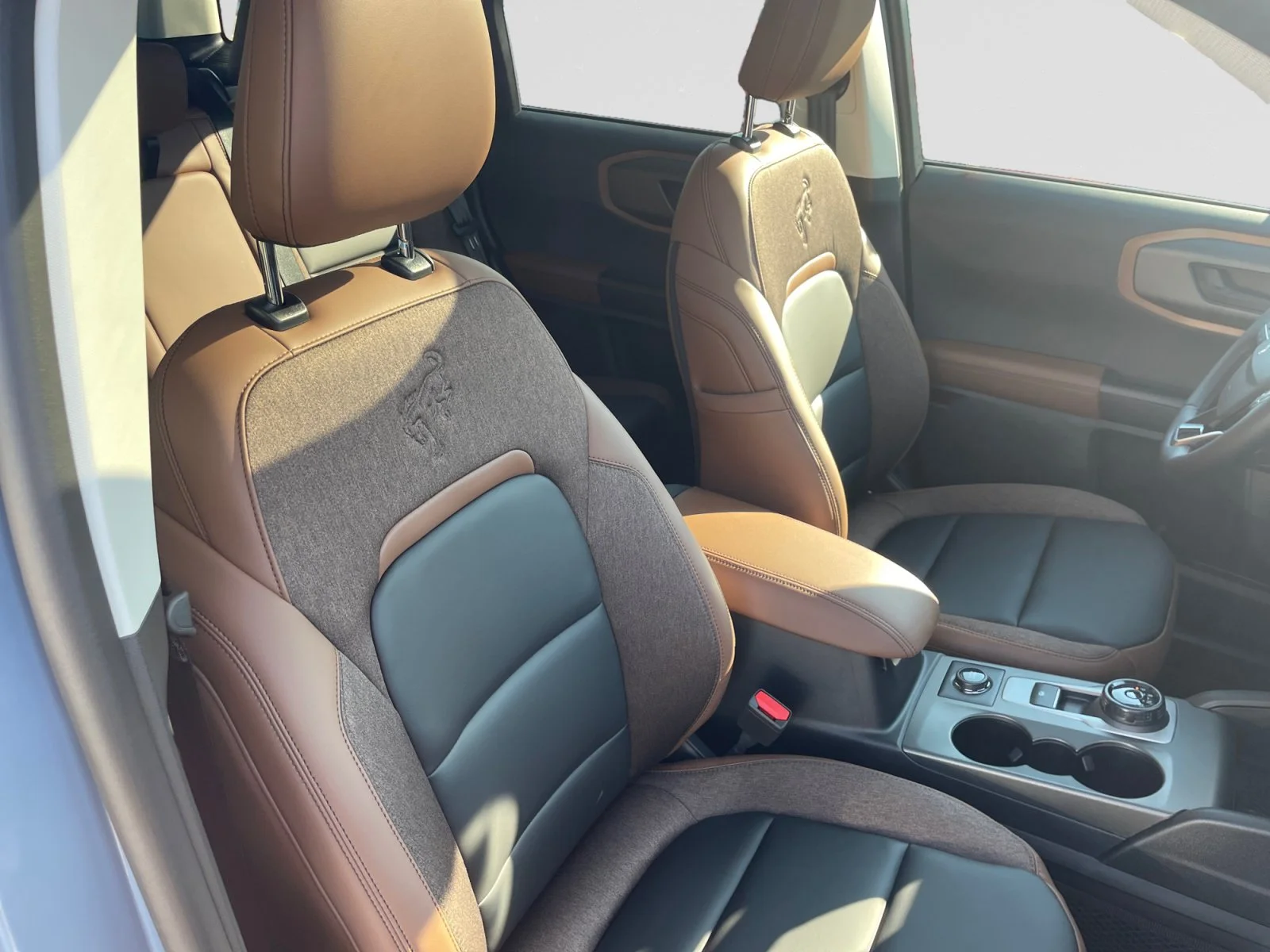 New 2026 Azure Grey Metallic Tri-Coat Ford Outer Banks image 11