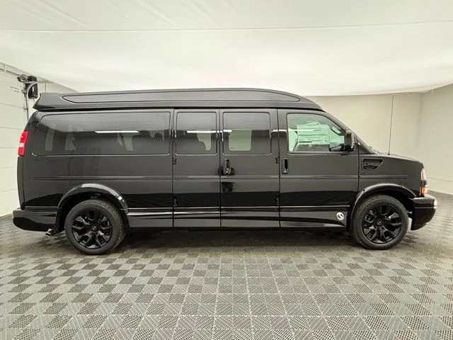 New 2026 Onyx Black GMC Explorer Limited SE image 6