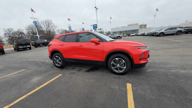 2025 CHEVROLET BLAZER - Image 1