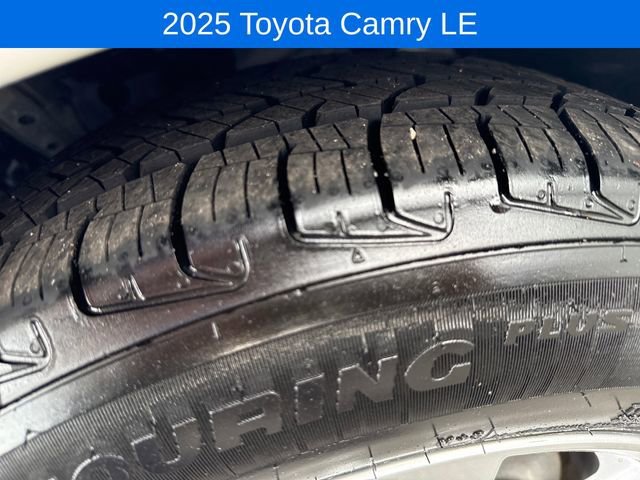 2025 Toyota Camry LE - Photo 27