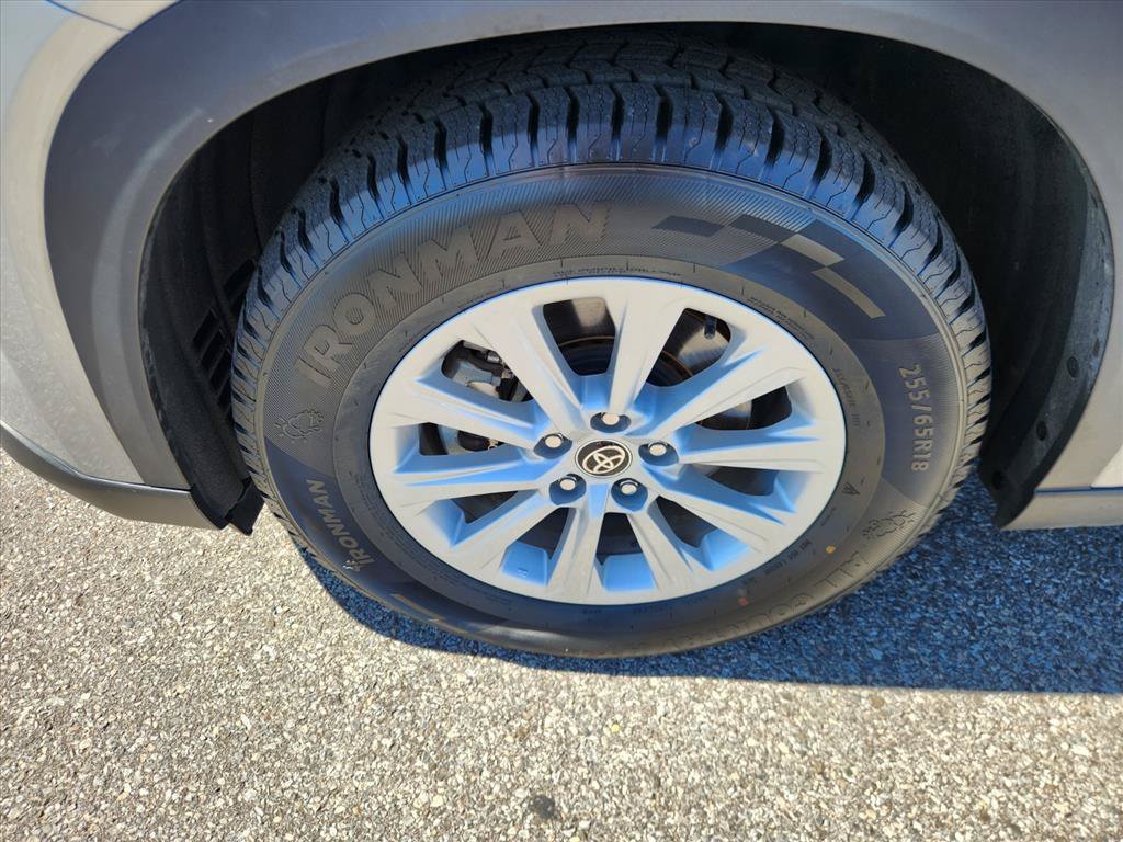 Certified Used 2025 Silver Toyota XLE image 11