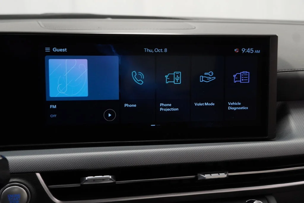 Used 2025 Abyss Black Hyundai SEL image 26