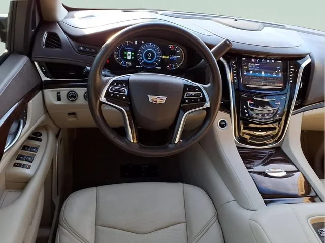 Used 2016 SILVER COAST METALLIC Cadillac Premium Collection image 4
