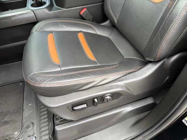 Used 2021 Black GMC AT4 image 19