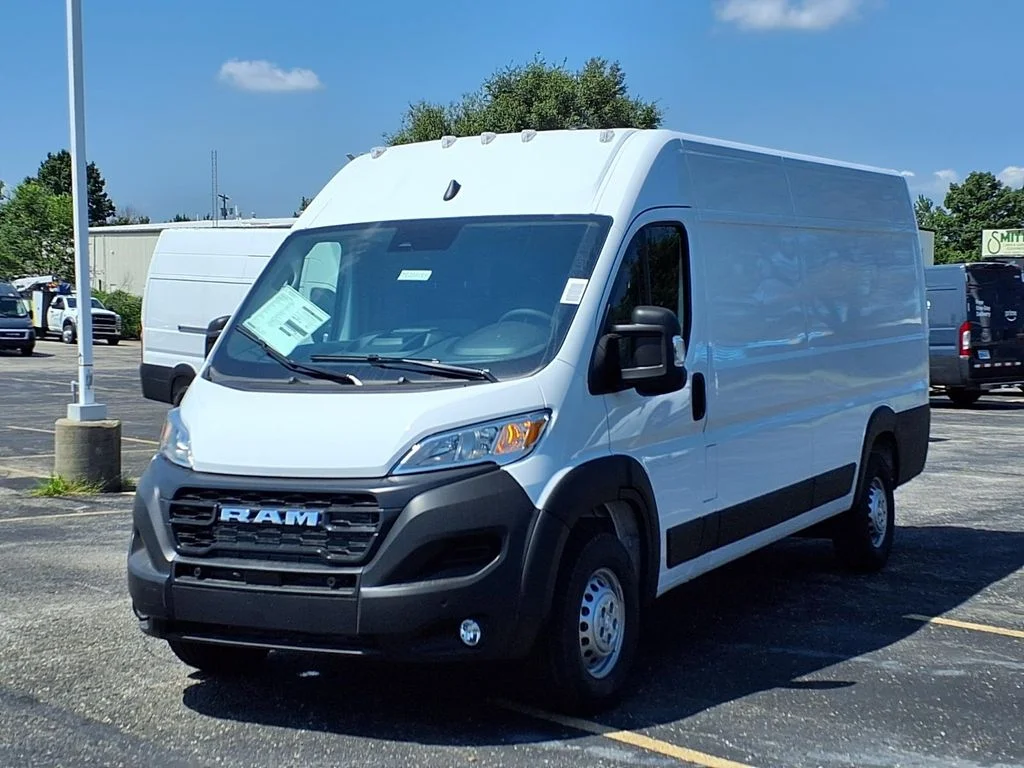 New 2026 Bright White Clear-Coat Exterior Paint RAM High Roof image 2