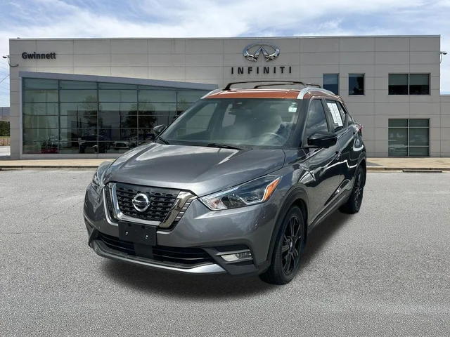 2020 Nissan Kicks SR