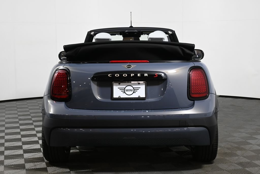 New 2026 Brown MINI Signature Plus image 13