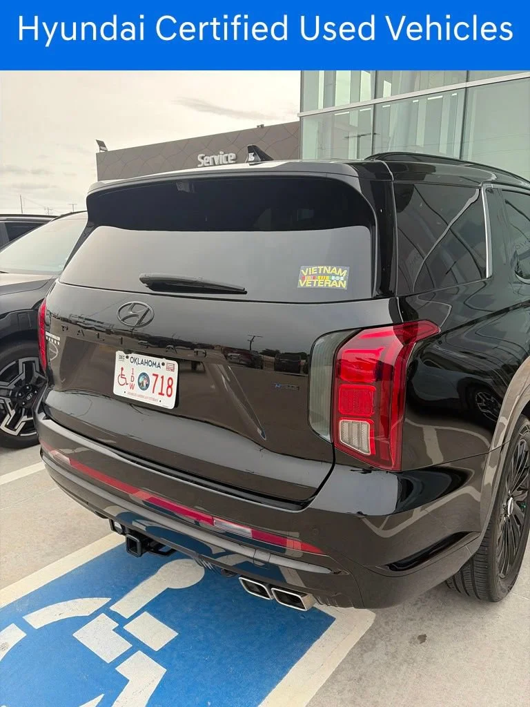 Certified Pre-Owned 2025 Hyundai Palisade Calligraphy Night Edition