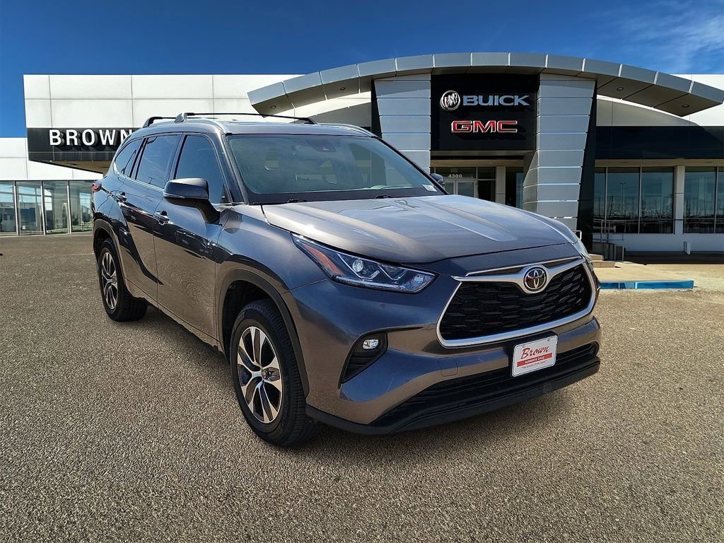 2021 Toyota Highlander XLE