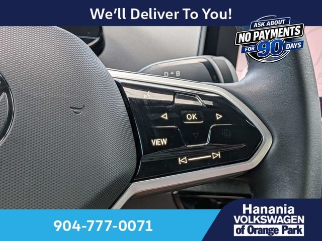 Used 2025 White Volkswagen Pro image 30