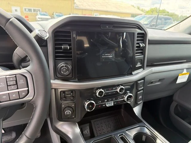 New 2026 Carbonized Gray Metallic Ford XLT image 21