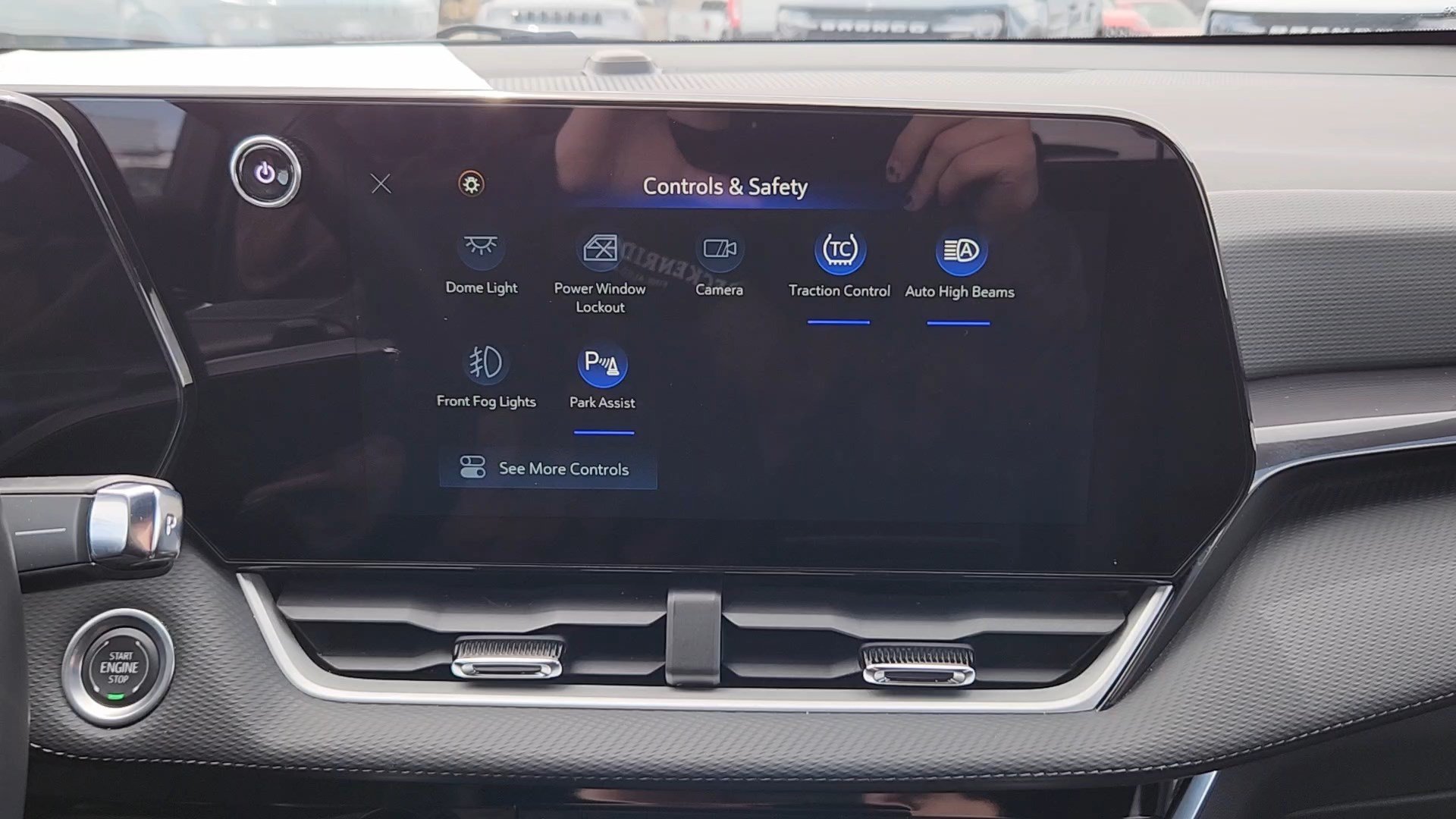 2025 Chevrolet Equinox LT - Photo 14