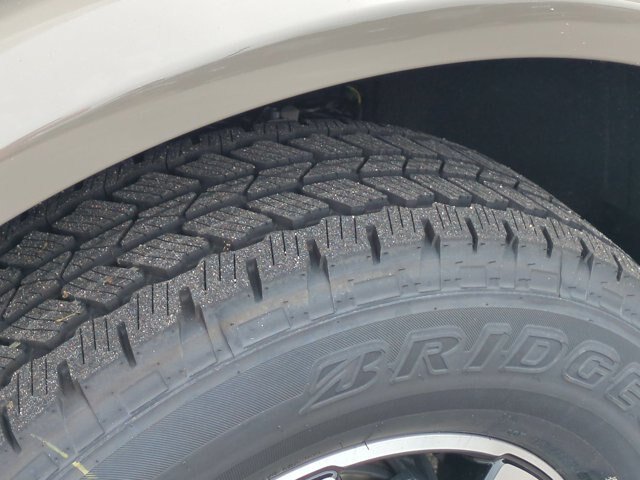 New 2026 Marsh Gray Ford Outer Banks® image 13