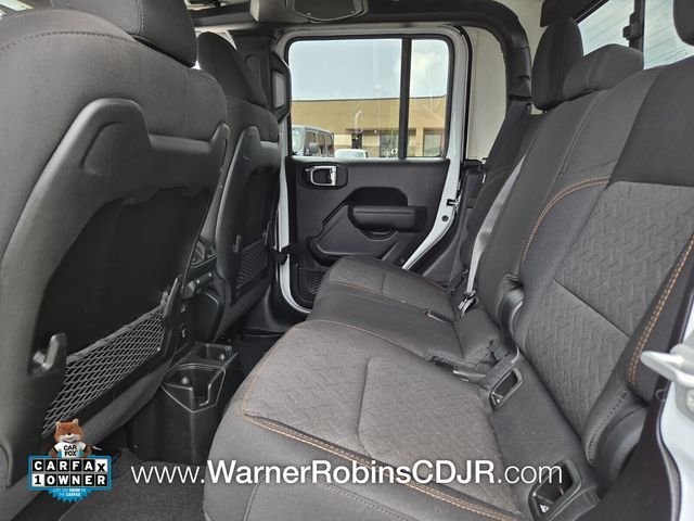 Used 2025 White Jeep Mojave image 6
