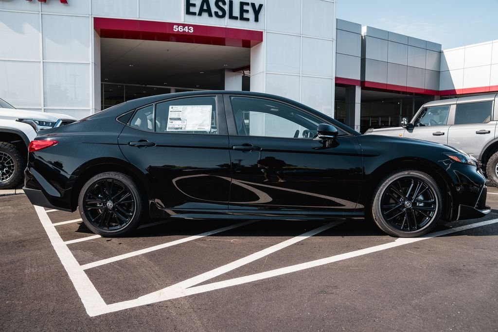 New 2026 Midnight Black Metallic Toyota SE image 8