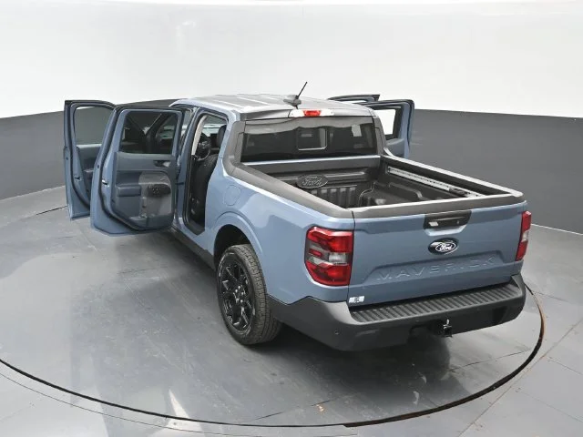 New 2026 Azure Gray Metallic Tri-Coat Ford Lariat® image 23