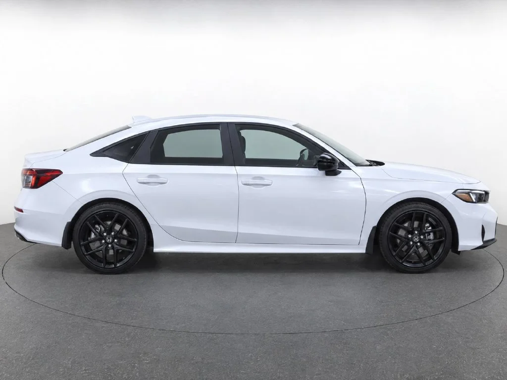 Used 2025 White Honda Sport image 8