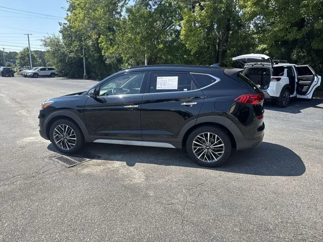 Used 2020 Black Hyundai Ultimate image 8