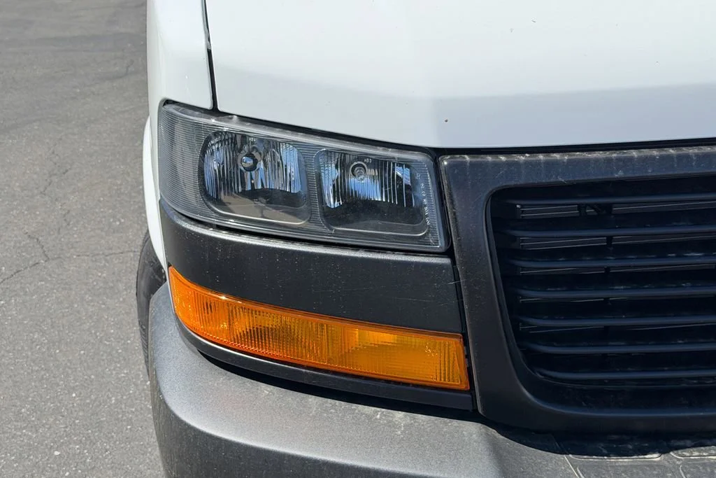 New 2026 Summit White GMC Work Van image 4
