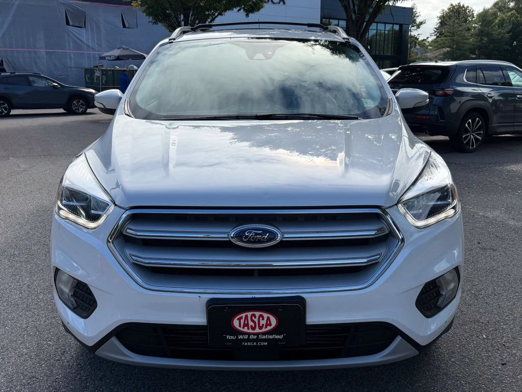Certified Used 2019 White Platinum Clearcoat Metallic Ford Titanium image 3