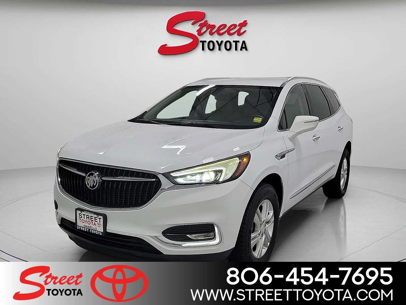 2019 Buick Enclave Essence's photo
