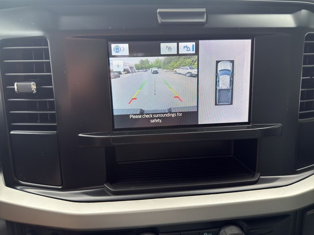 Used 2025 Oxford White Ford XL image 26