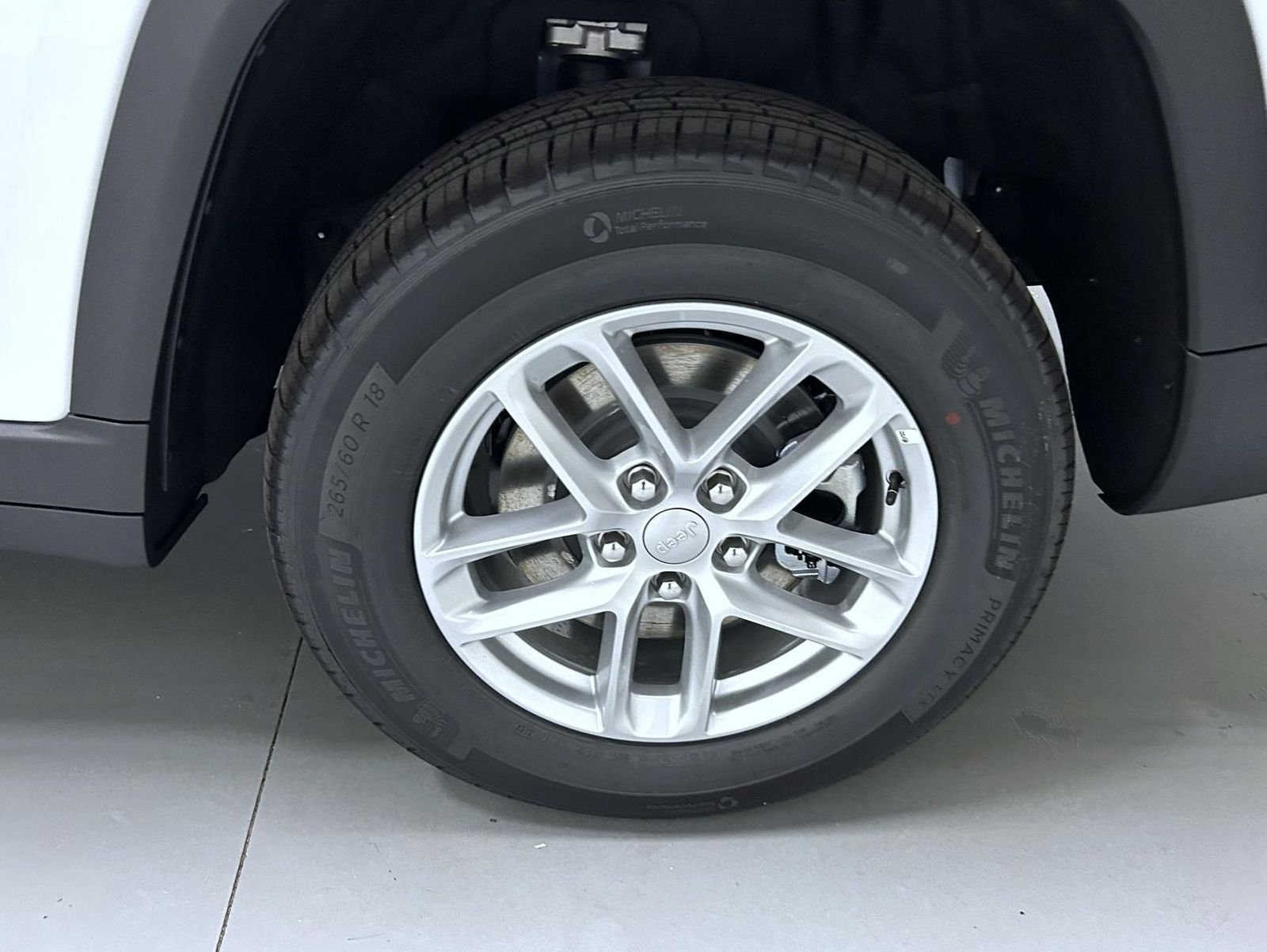 New 2026 Bright White Clearcoat Jeep Laredo X image 23