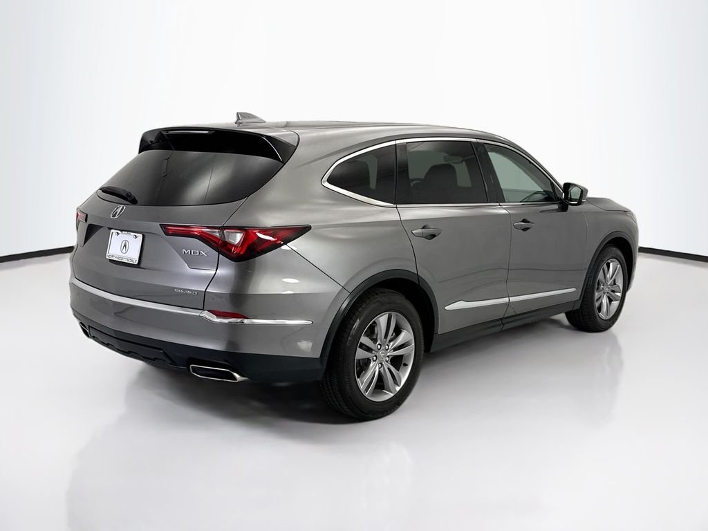 Used 2024 Majestic Black Pearl Acura 3.5L image 5