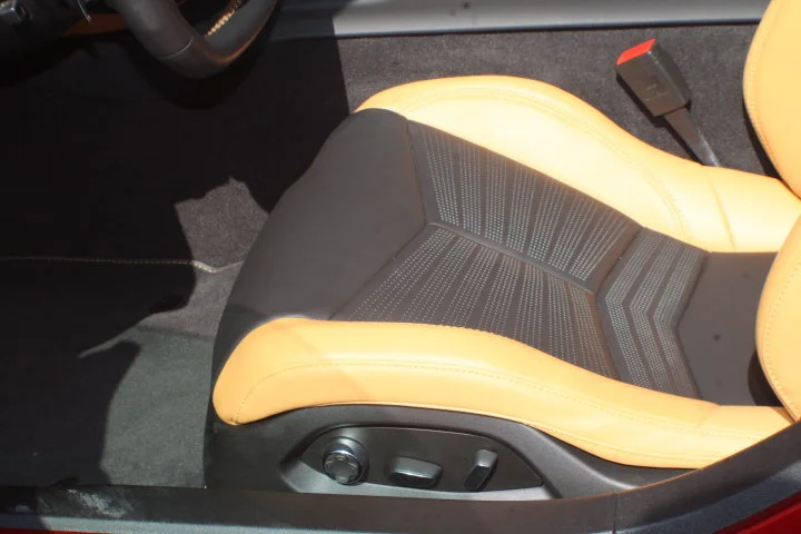 2025 Chevrolet Corvette 2LT - Photo 14