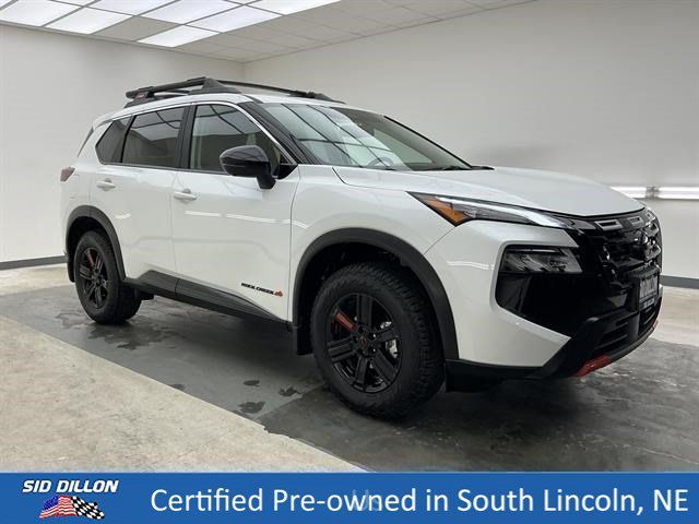 Certified Used 2026 Everest White Pearl Tricoat Nissan Rock Creek image 3