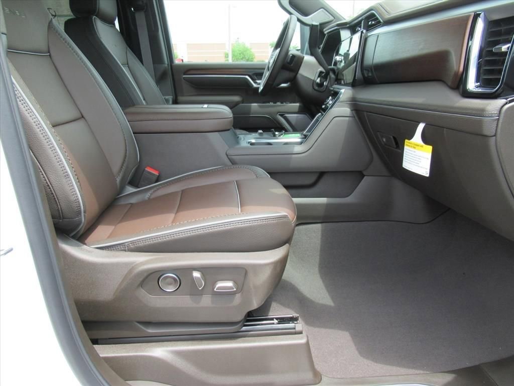 New 2026 Summit White GMC Denali image 10