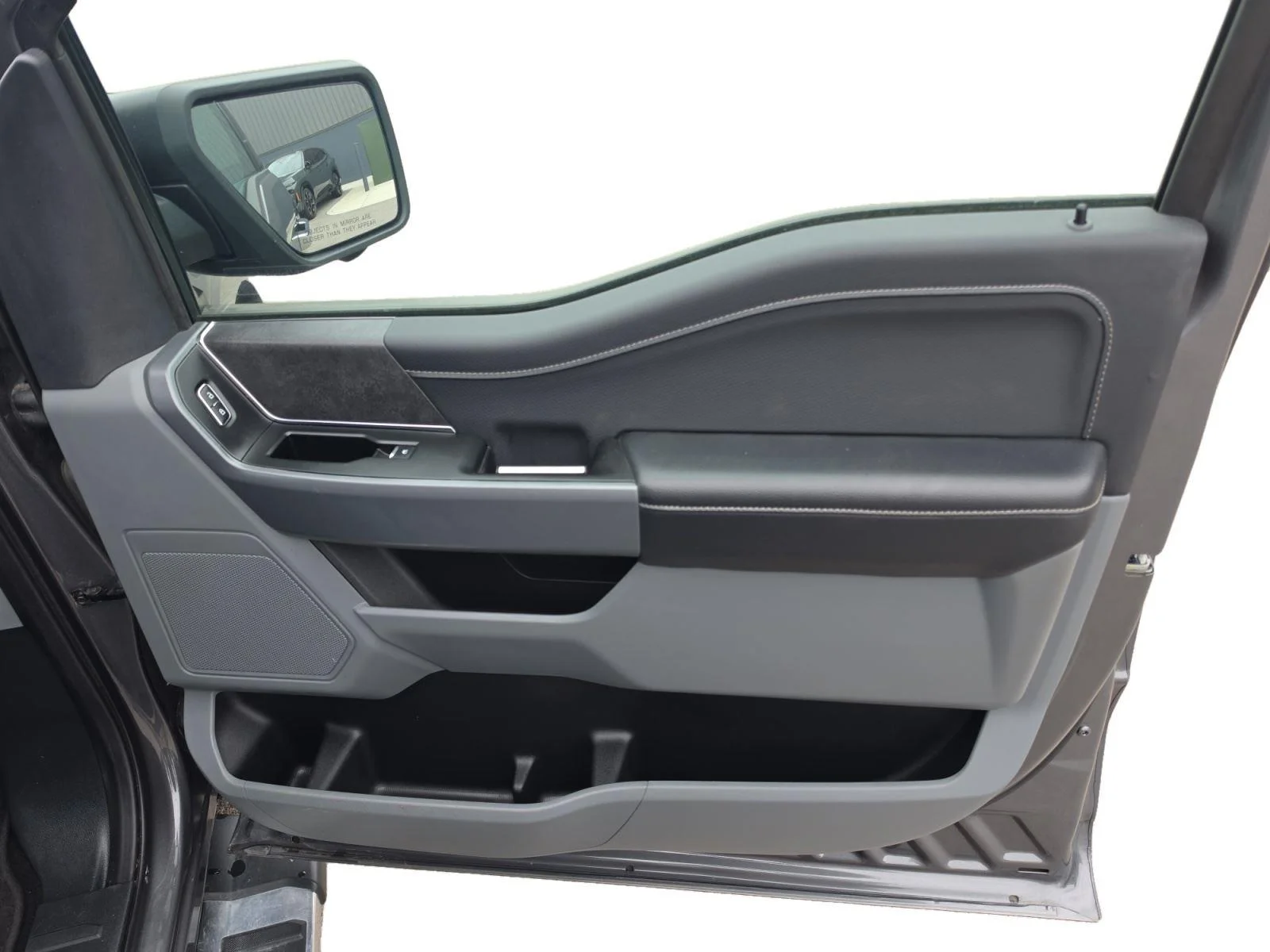 Used 2024 Carbonized Gray Ford XLT image 24
