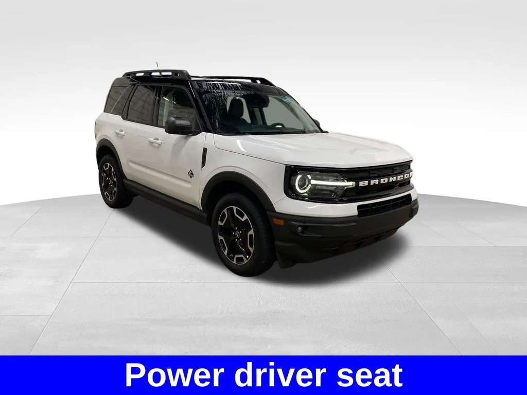 Used 2022 White Ford Outer Banks image 10