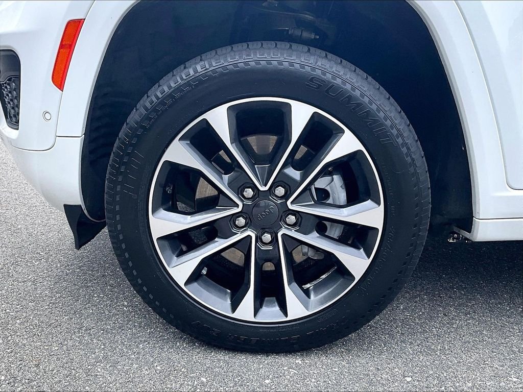 Used 2023 White Jeep Overland 4xe image 7