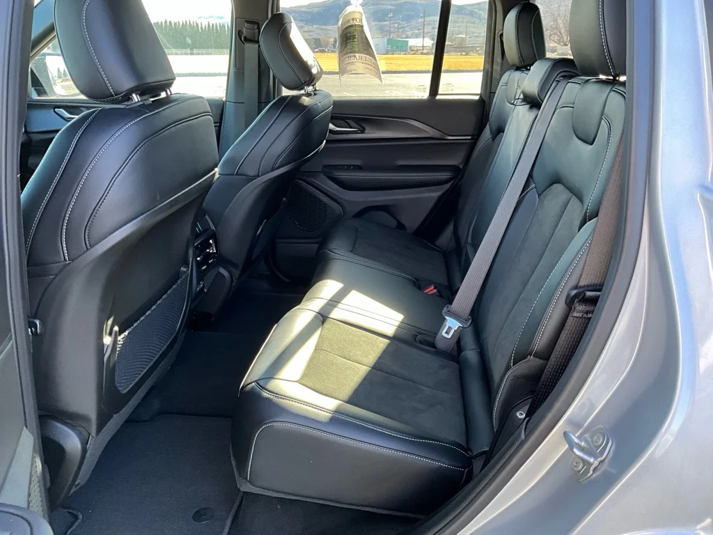 2025 Jeep Grand Cherokee Altitude - Photo 8