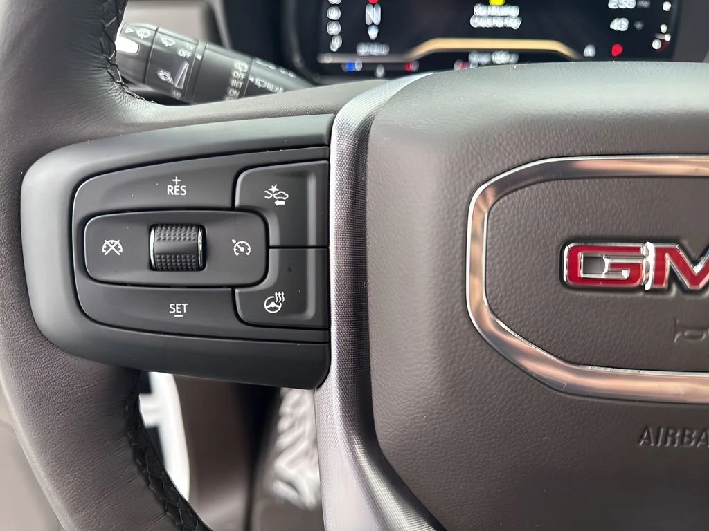 Used 2022 Summit White GMC SLT image 17