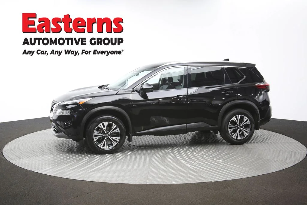 Used 2021 Black Nissan SV image 61