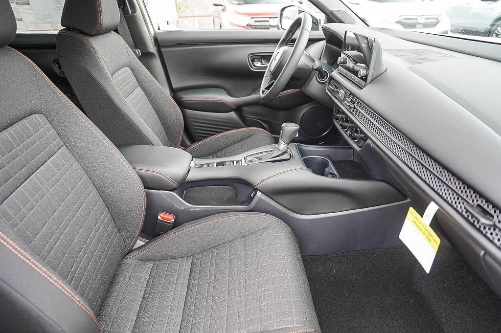 2025 Honda HR-V Sport - Photo 19