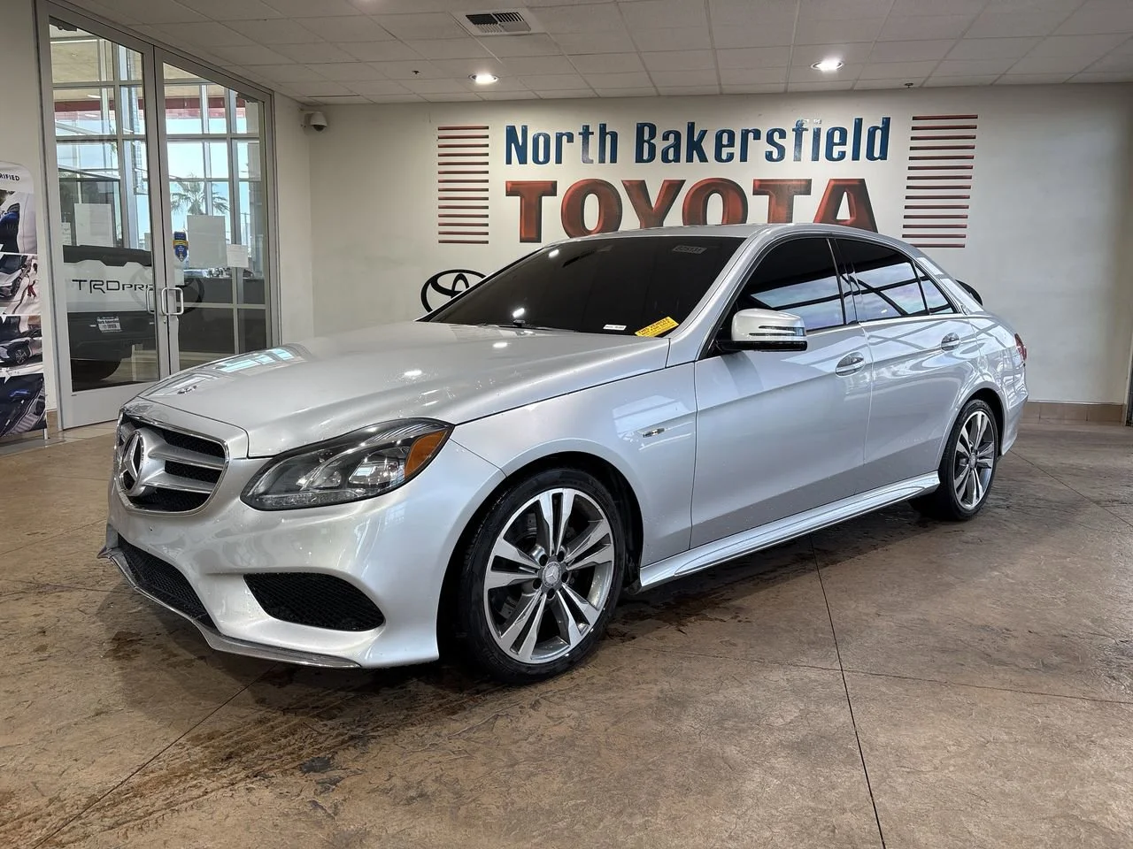 2016 Mercedes-Benz E-Class E350 Sport's photo
