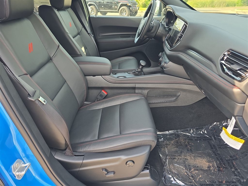 New 2027 B5 Blue Exterior Paint Dodge GT HEMI image 15