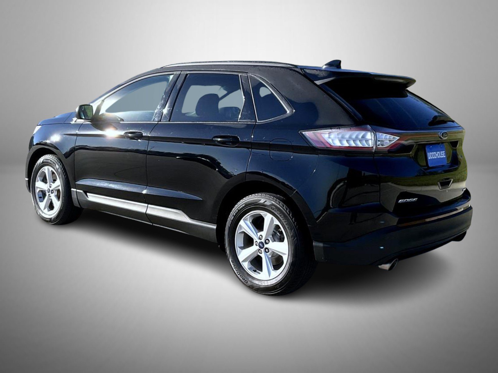 Used 2018 Black Ford SE image 8