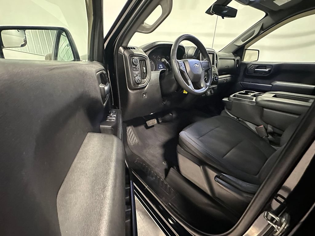 Used 2020 BLACK Chevrolet Custom Trail Boss image 19