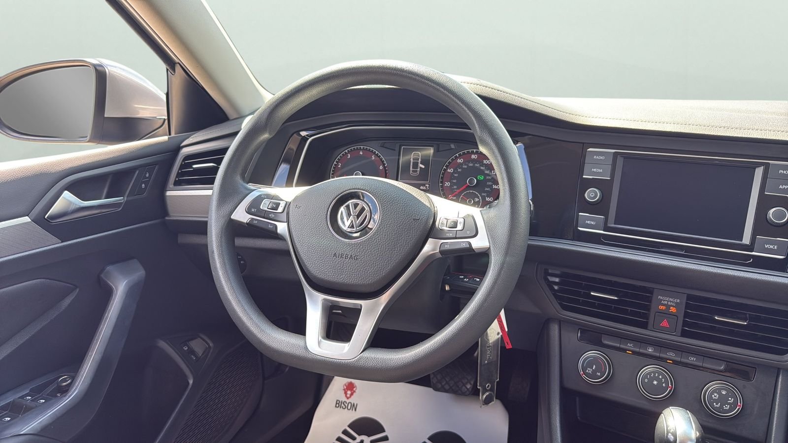 Used 2021  Volkswagen 1.4T SE image 12