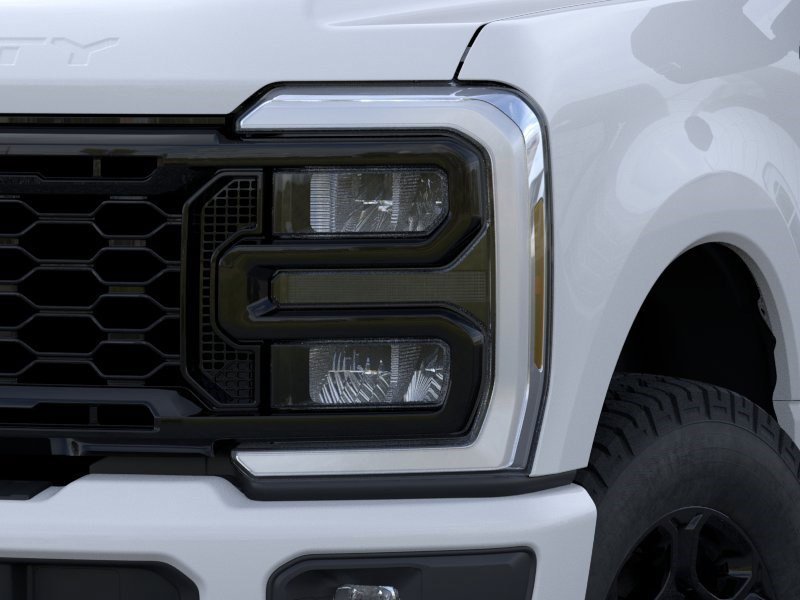 New 2026 Oxford White Ford XL image 19