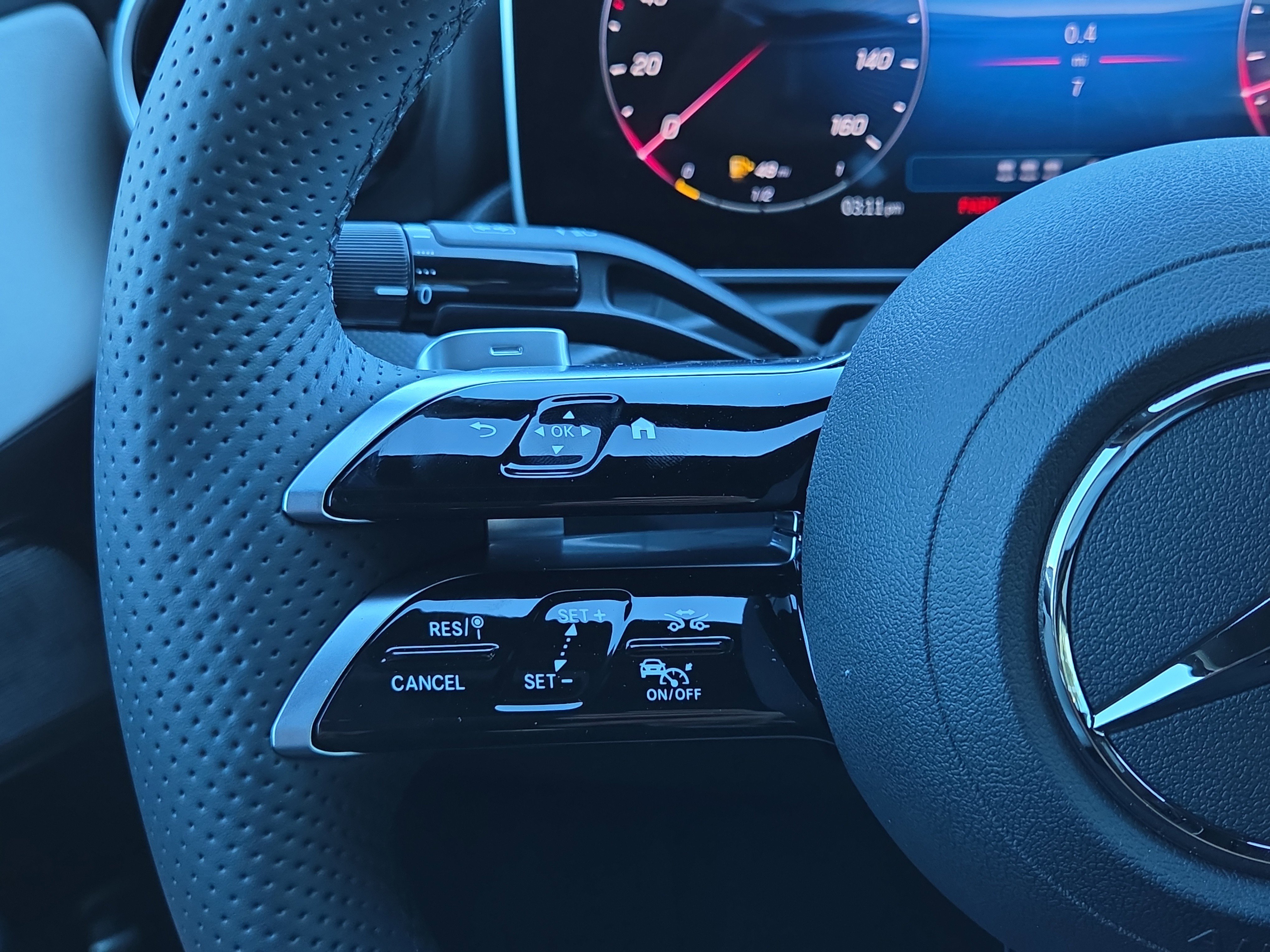 New 2026 MANUFAKTUR Alpine Grey Mercedes-Benz C 300 image 48