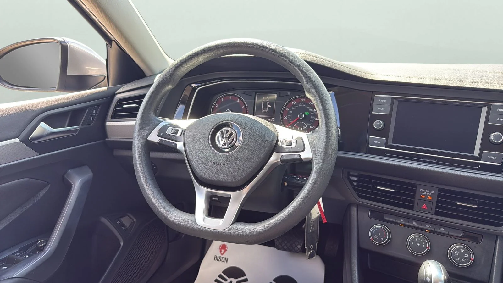 Used 2021  Volkswagen 1.4T SE image 12