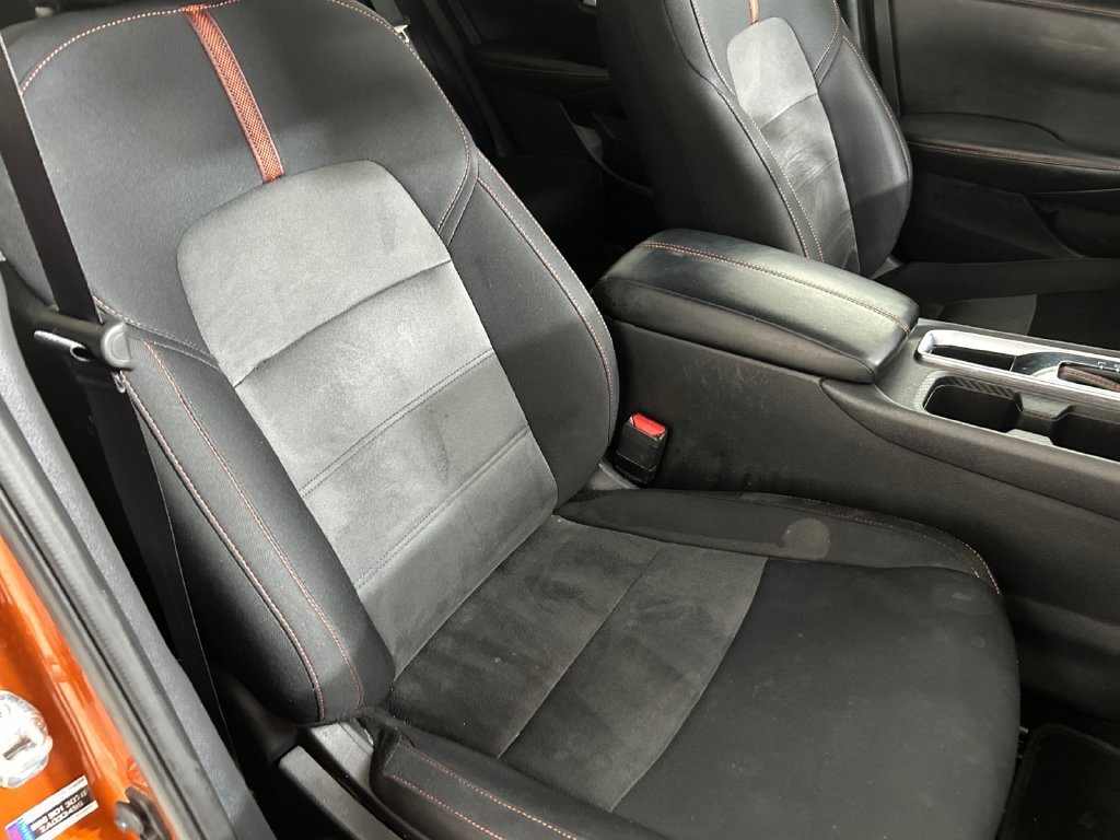 Used 2025 Orange Nissan SR image 14