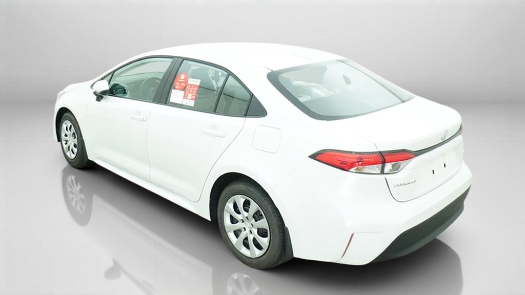 New 2027 Wind Chill Pearl Toyota LE image 14
