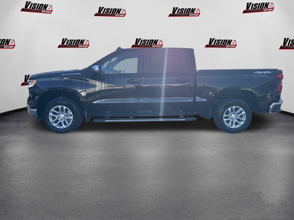 Used 2025 Black Chevrolet LT image 8