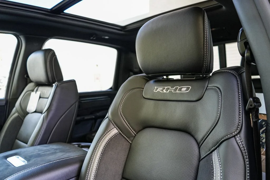 New 2026 Diamond Black Crystal Pearl-Coat Exterior Paint RAM RHO image 29